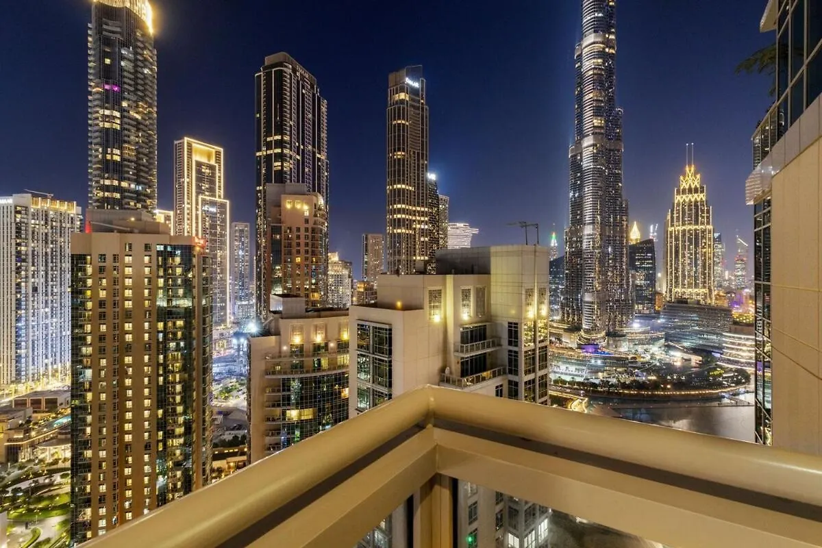 First Class 2Br Burj Khalifa & Fountain View Dubaj
