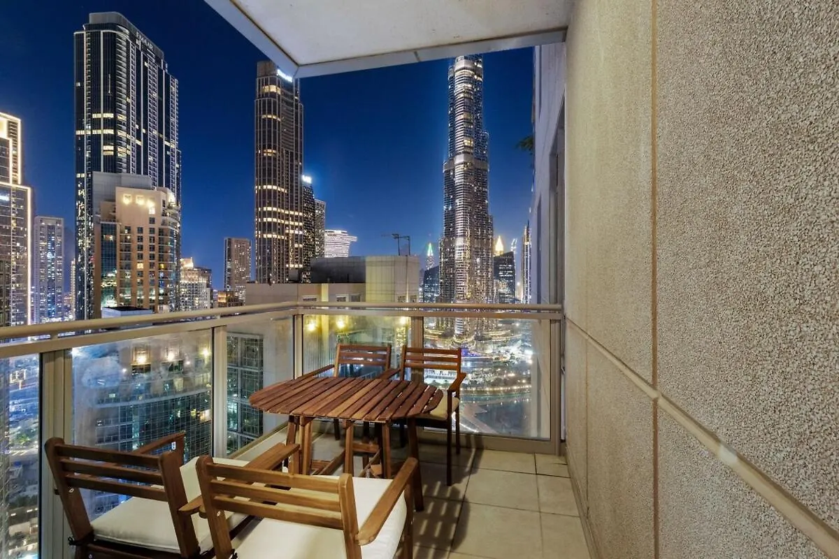 First Class 2Br Burj Khalifa & Fountain View Dubaj Egyesült Arab Emírségek