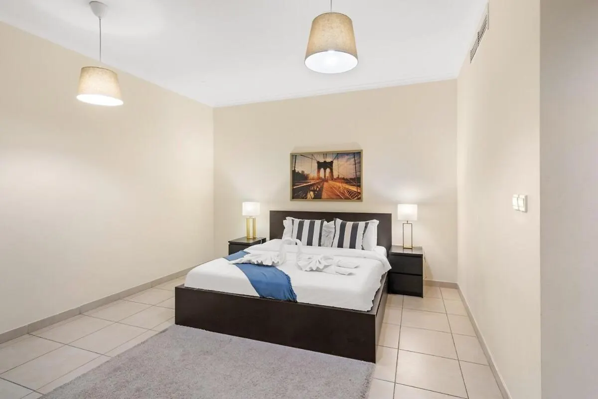 First Class 2Br Burj Khalifa & Fountain View Dubai Apartment