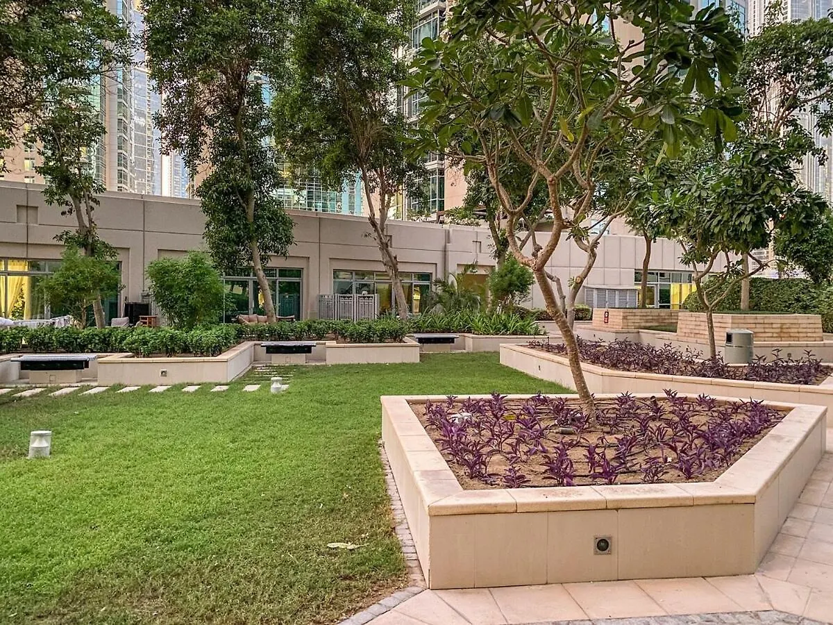 アパート First Class 2Br Burj Khalifa & Fountain View ドバイ